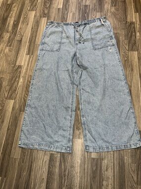 NWT Gap mid rise ultra soft baggy wide leg jeans